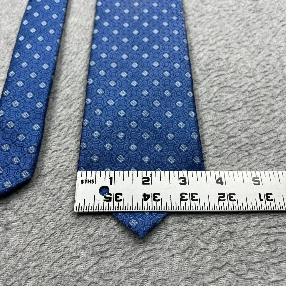 Canali 100% Silk Tie Blue Geometric Jacquard Woven Necktie Made in Italy Luxury